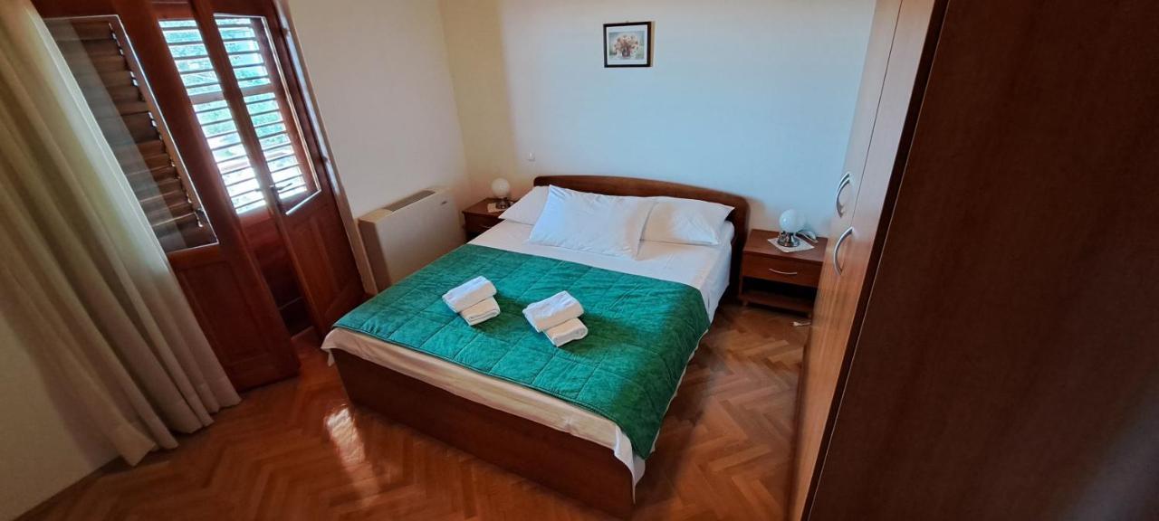 טרוגיר Apartment With Splendid Sea View מראה חיצוני תמונה