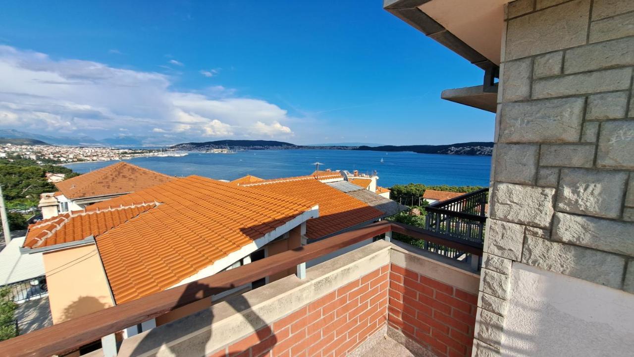 טרוגיר Apartment With Splendid Sea View מראה חיצוני תמונה