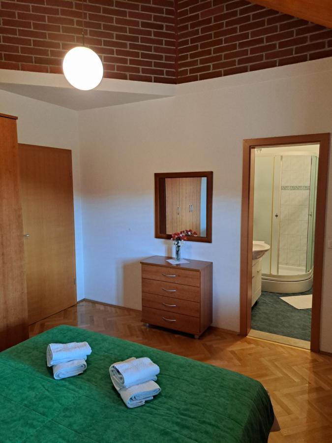 טרוגיר Apartment With Splendid Sea View מראה חיצוני תמונה