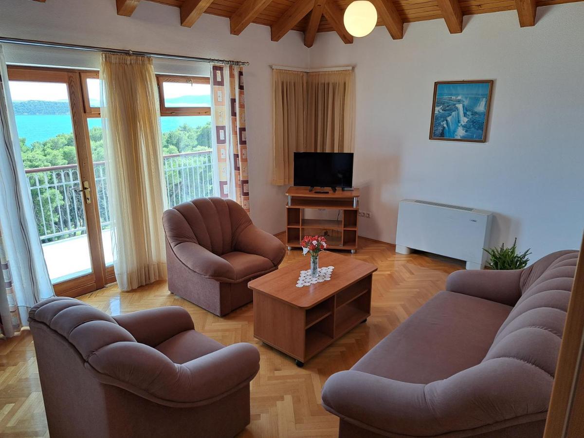 טרוגיר Apartment With Splendid Sea View מראה חיצוני תמונה