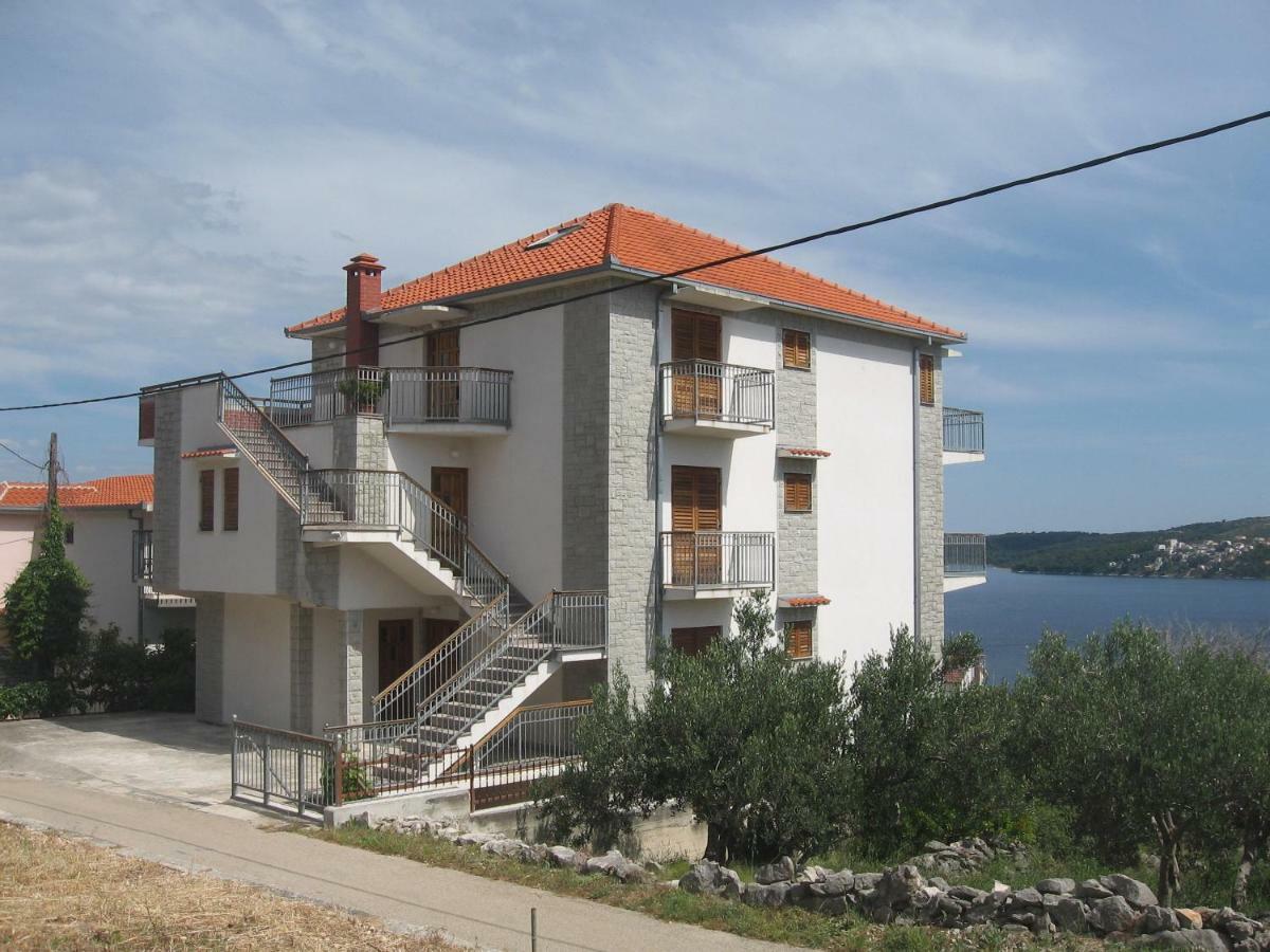 טרוגיר Apartment With Splendid Sea View מראה חיצוני תמונה