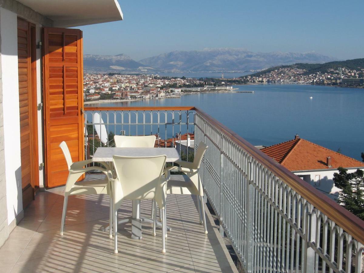 טרוגיר Apartment With Splendid Sea View מראה חיצוני תמונה
