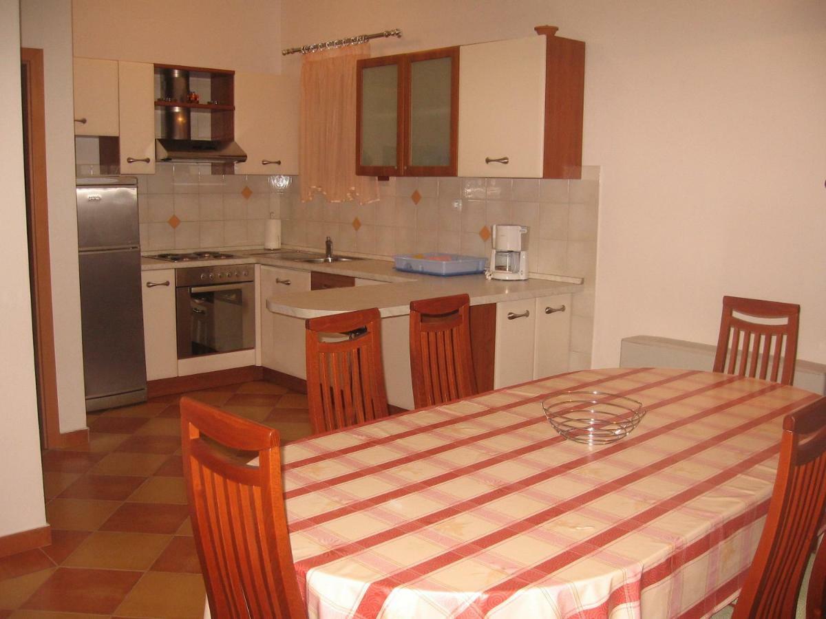 טרוגיר Apartment With Splendid Sea View מראה חיצוני תמונה